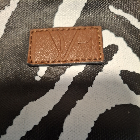 Diane Von Furstenberg Zebra Print Tote/Shoulder Bag - Picture 10 of 12